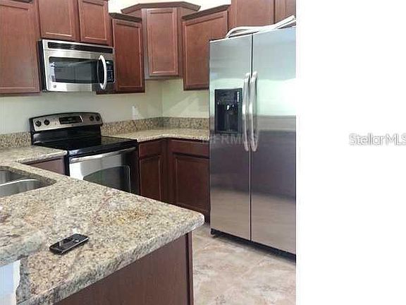 4th image of 11179 Savannah Landing Cir