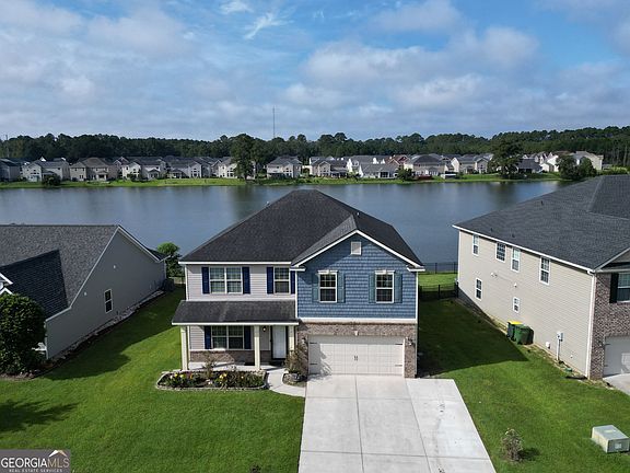 2nd image of 37 Litchfield Dr