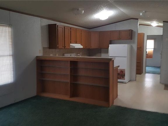 3rd image of 5820 W Navajo Dr