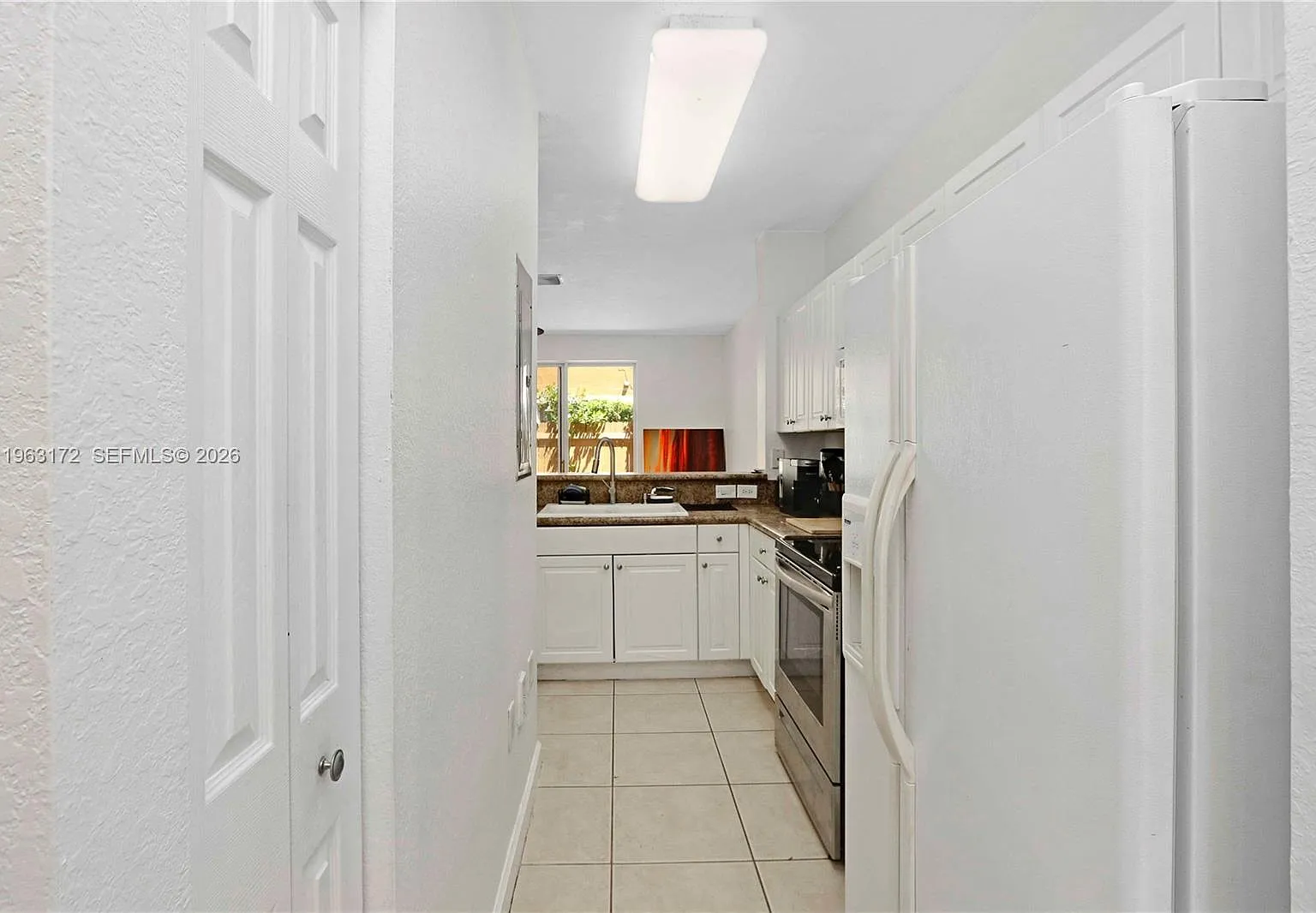 3 bed, 2.5 bath, $2,500 — Photo 4
