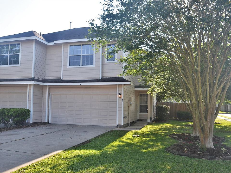 1st image of 332 Capella Oaks Ln