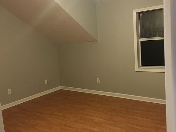 Master bedroom-upstairs
