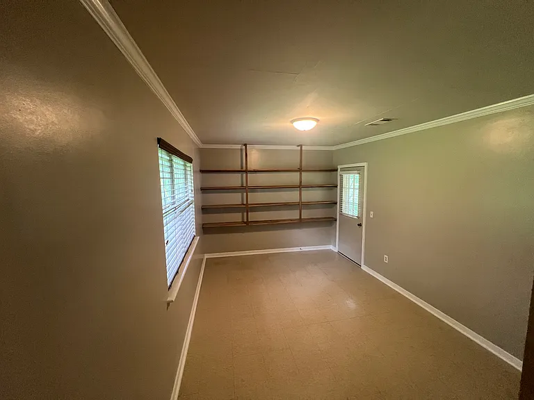 167 McLin Cv — Photo 6