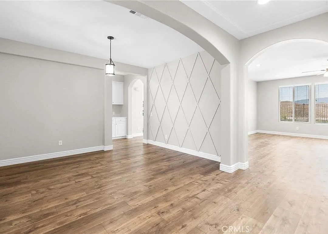 4 bed, 3049 sqft, $3,850 — Photo 4