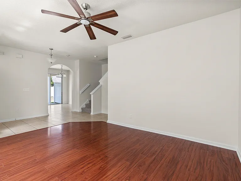 3851 Aubrey Ln — Photo 7