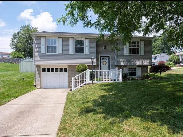 1794 Cedaridge Dr, South Park, PA 15129