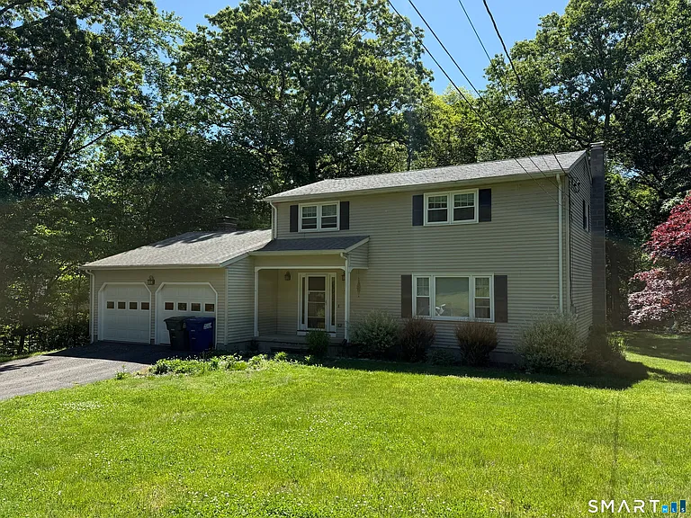 37 Partridge Hollow Rd — Photo 18