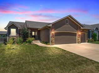 8492 E Chris St, Bel Aire, KS 67226