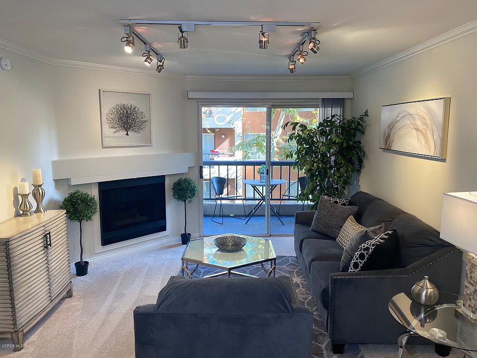 1st image of 21520 Burbank Blvd APT 221