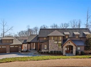 3006 Rock Point Dr, Seneca, SC 29672