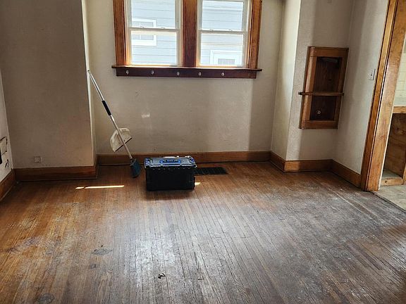 5th image of 4819 296th St