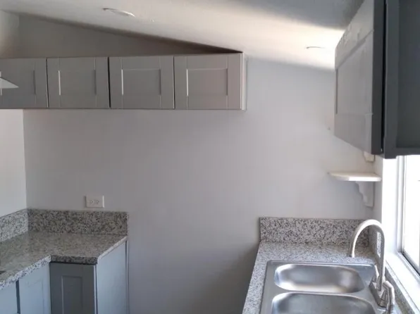 3335 3rd St #1, Riverside, CA 92501