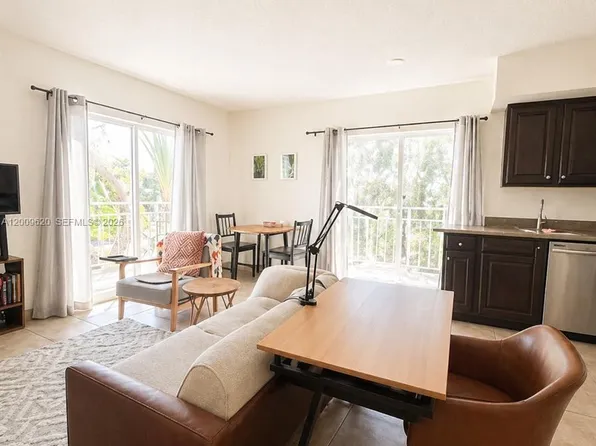 630 85th St APT 101, Miami Beach, FL 33141