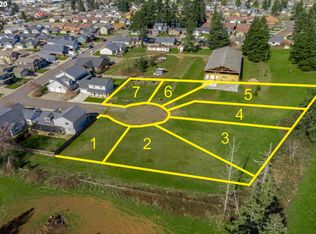 78035 S 6th St, Cottage Grove, OR 97424