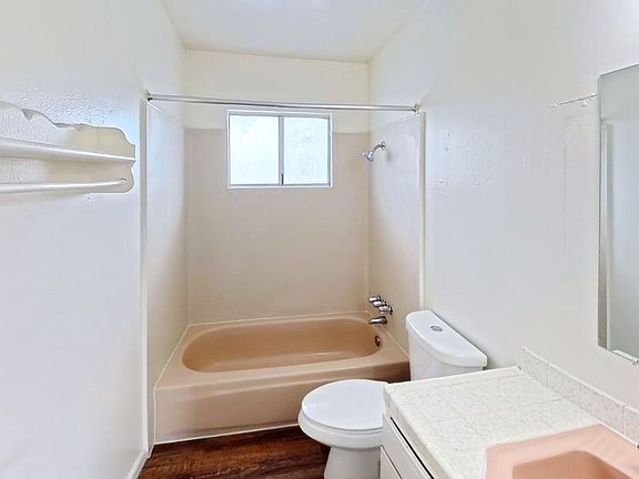 5th image of 1215 Minnewawa Ave APT B