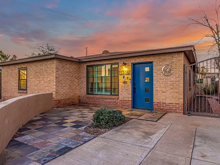 1318 E Almeria Rd #ID1558607P — Photo 9