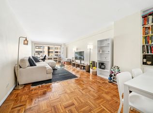 201 E 37th St APT 4G, Manhattan, NY 10016