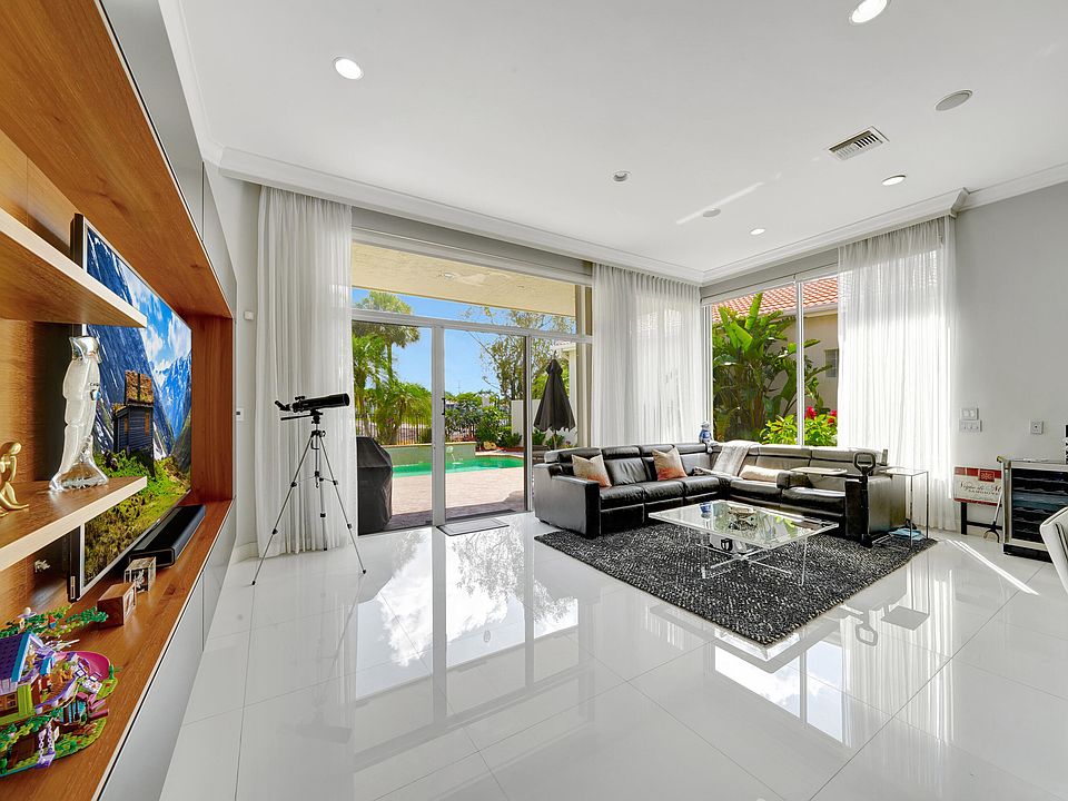 1st image of 7832 Trieste Place