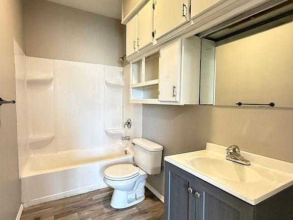 4th image of 1724 Avenue A