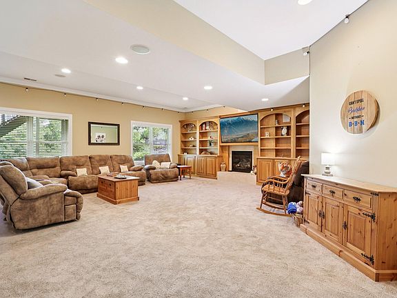 5th image of 3531 Finnell Ct