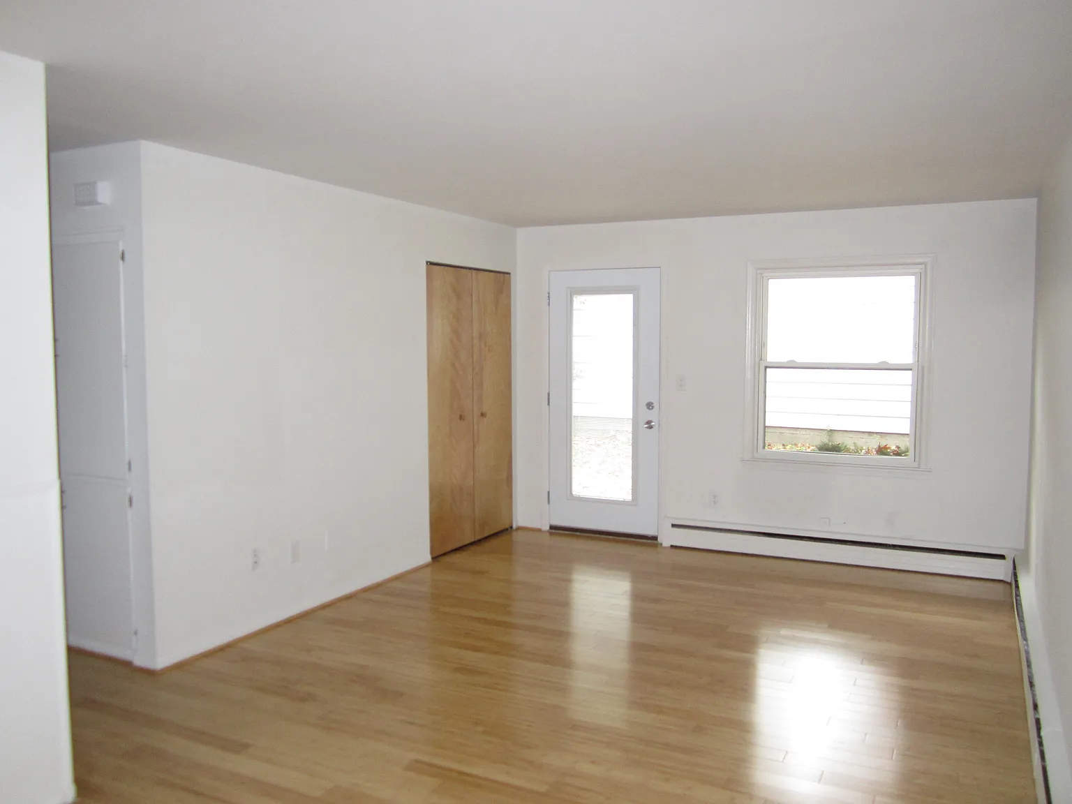 1 bed, 528 sqft, $1,225 — Photo 3