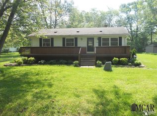 13784 Alton Dr, Monroe, MI 48161