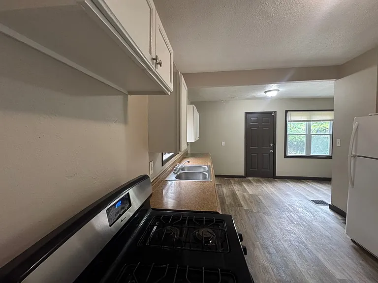 10630 Kimberley Ave — Photo 19