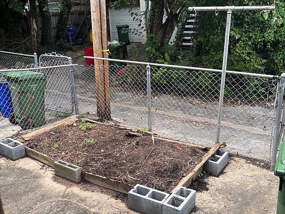 Rear garden/patio