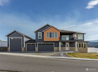2548 7th St SE, East Wenatchee, WA 98802