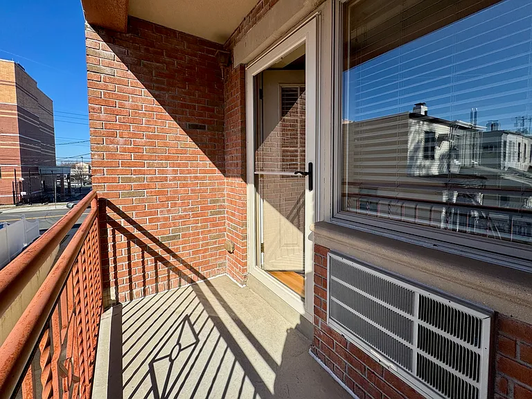 66-06 70th St #2A — Photo 3