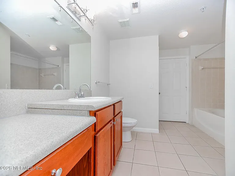 8550 Touchton Rd #621 — Photo 6