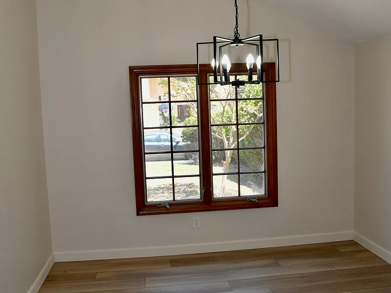 10575 Canyon Lake Dr — Photo 12