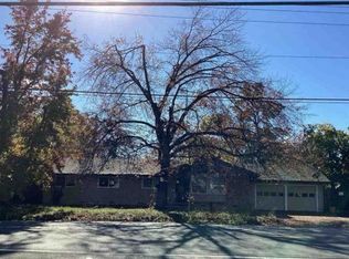 5332 Engle Rd, Carmichael, CA 95608