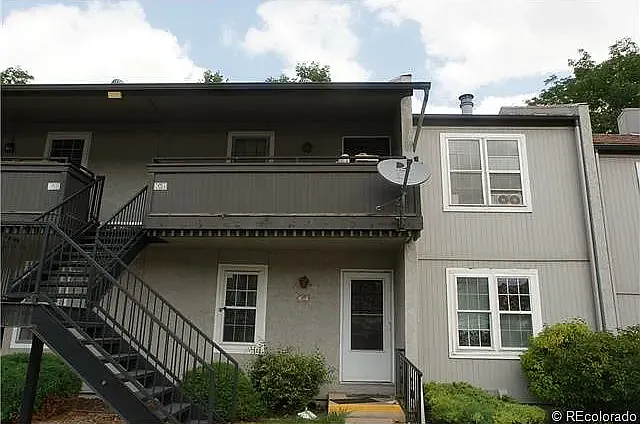 2 bed, 957 sqft, $1,700 — Photo 1