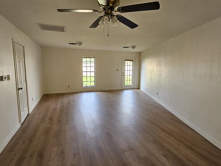 5012 E Presidio Rd — Photo 30