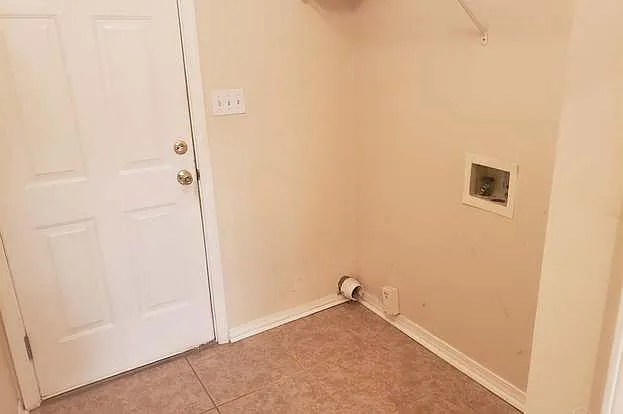 3469 Willow Ln — Photo 62
