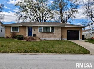 835 Santa Maria Dr, Quincy, IL 62305