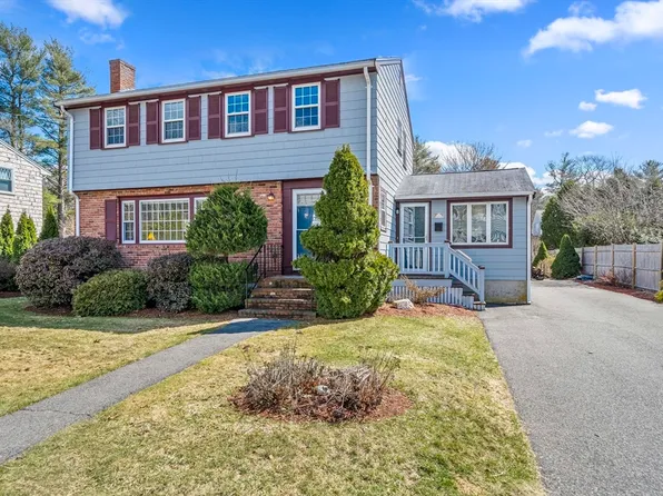 32 Nichols Ave, Avon, MA 02322