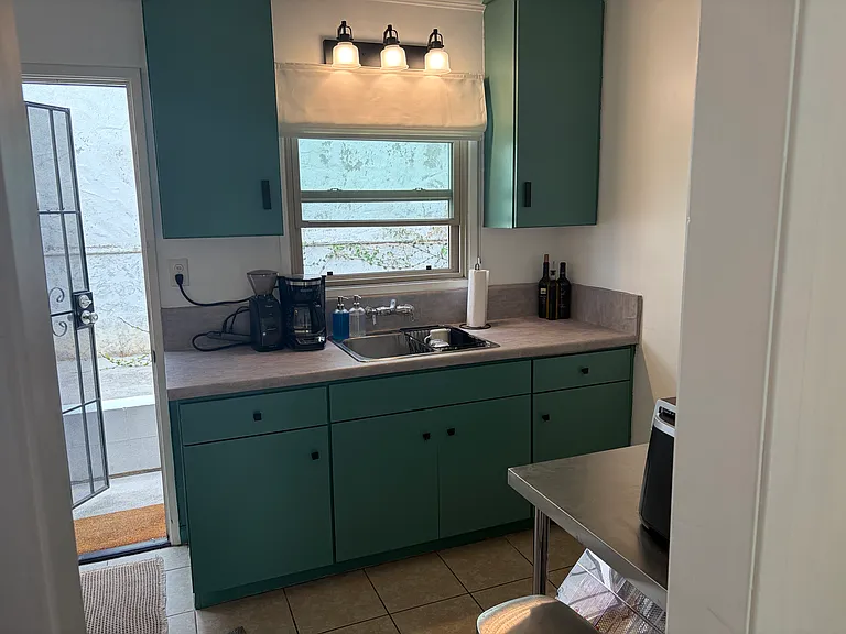 124 Avenida Miramar #C — Photo 6