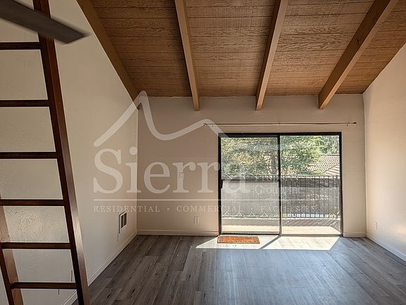 3rd image of 968 Miramonte Dr APT 3