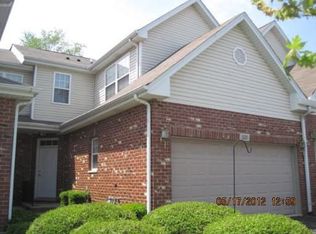 521 Goodwin Dr, Bolingbrook, IL 60440