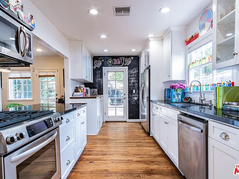 3909 Longview Valley Rd — Photo 9