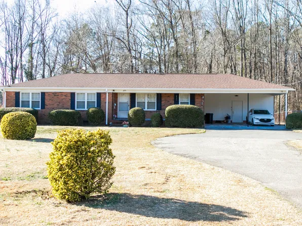 4555 River Rd, Wade, NC 28395