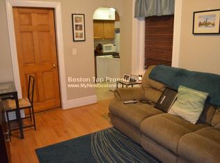 520 Beacon St APT 1A, Boston, MA 02215
