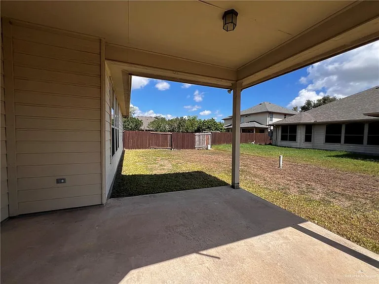 3303 San Sebastian St — Photo 25