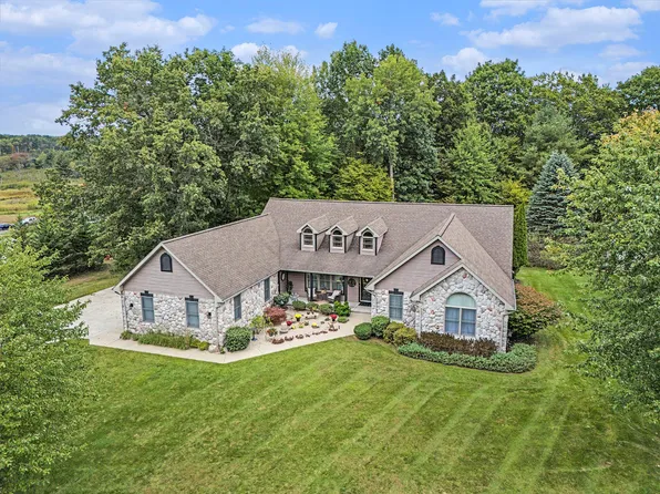 5450 W Riverside Dr, Ludington, MI 49431