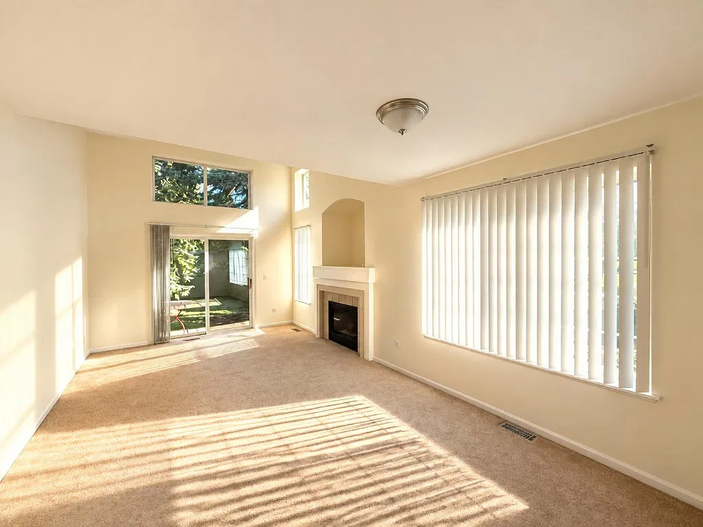 2 bed, 1250 sqft, $2,450 — Photo 3