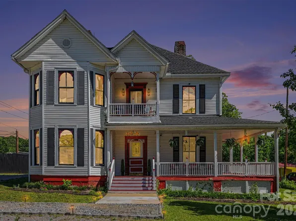 107 Hinton St, Chester, SC 29706