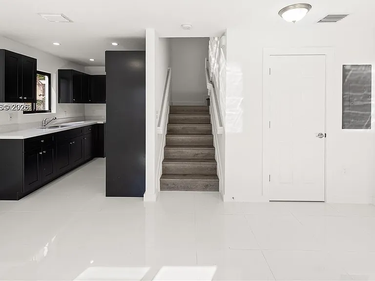2243 NW 50th St #2 — Photo 3