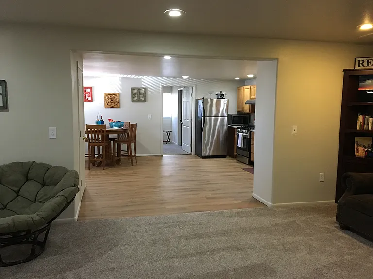116 E Ellery Ave — Photo 5